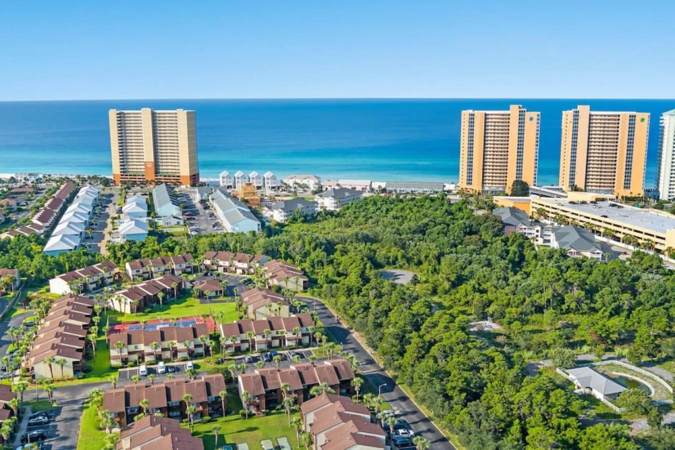 Вилла Experience Starlit Nights From Beach Happy'S Balcony Overlooking The Community Pool At Beachwalk Панама-Сити Экстерьер фото